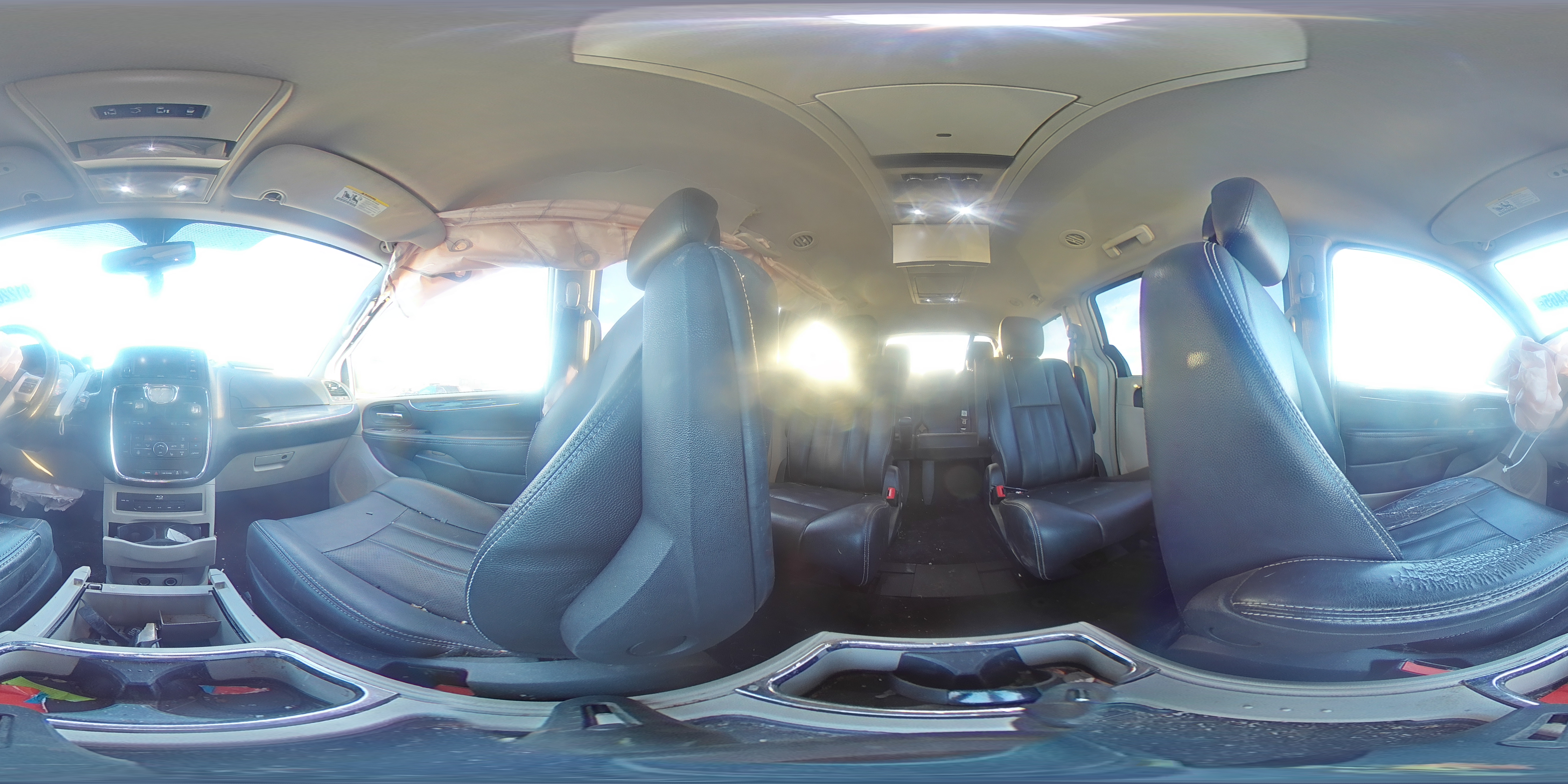 2015 Chrysler Town & Country Touring L VIN: 2C4RC1CG2FR507137 Lot: 91226465