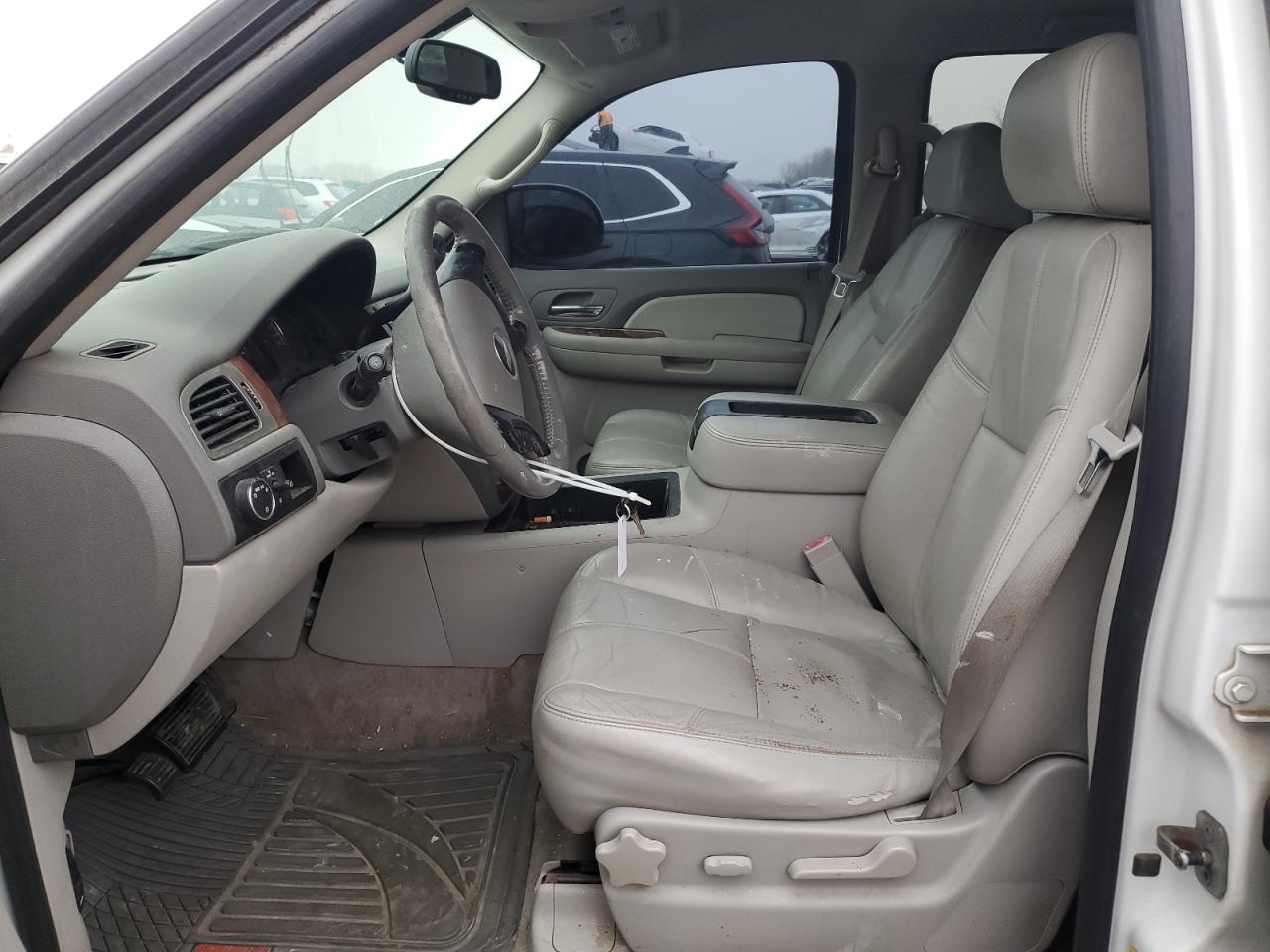 2008 Chevrolet Tahoe C1500 VIN: 1GNFC13028J198354 Lot: 93340985