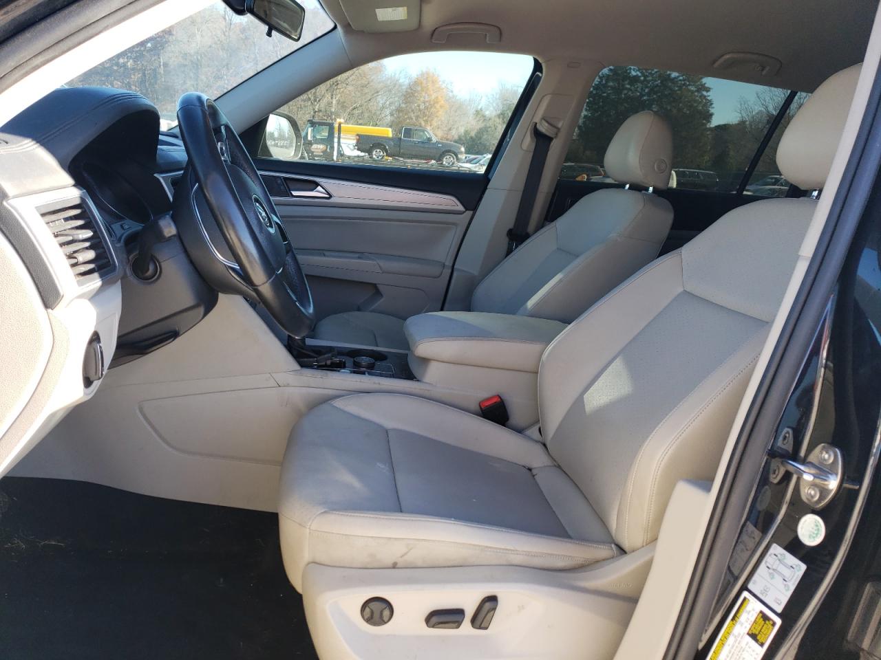 2018 Volkswagen Atlas Se VIN: 1V2KR2CA1JC519698 Lot: 93041815