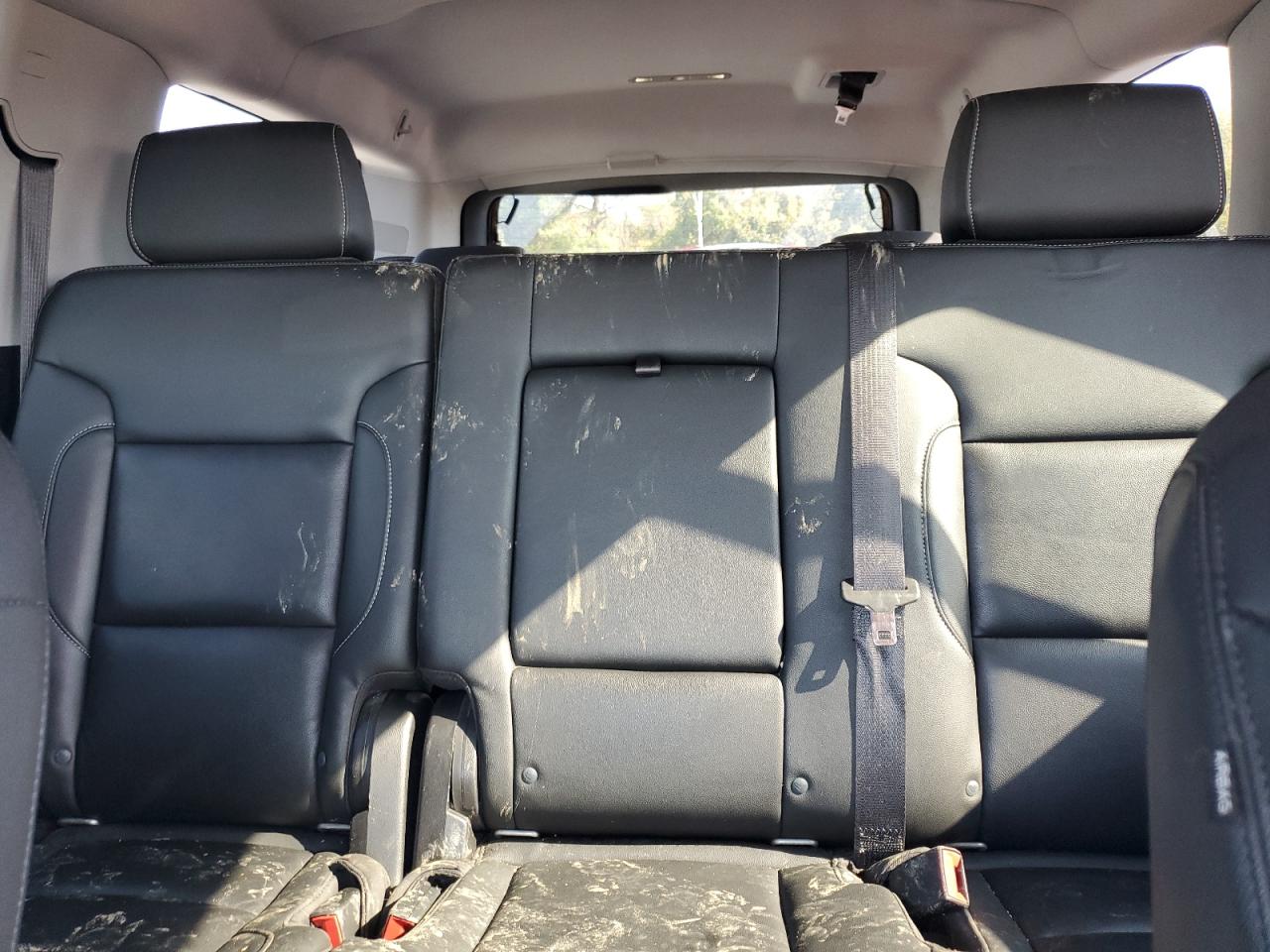 2019 Chevrolet Suburban C1500 Lt VIN: 1GNSCHKC1KR302327 Lot: 91648635