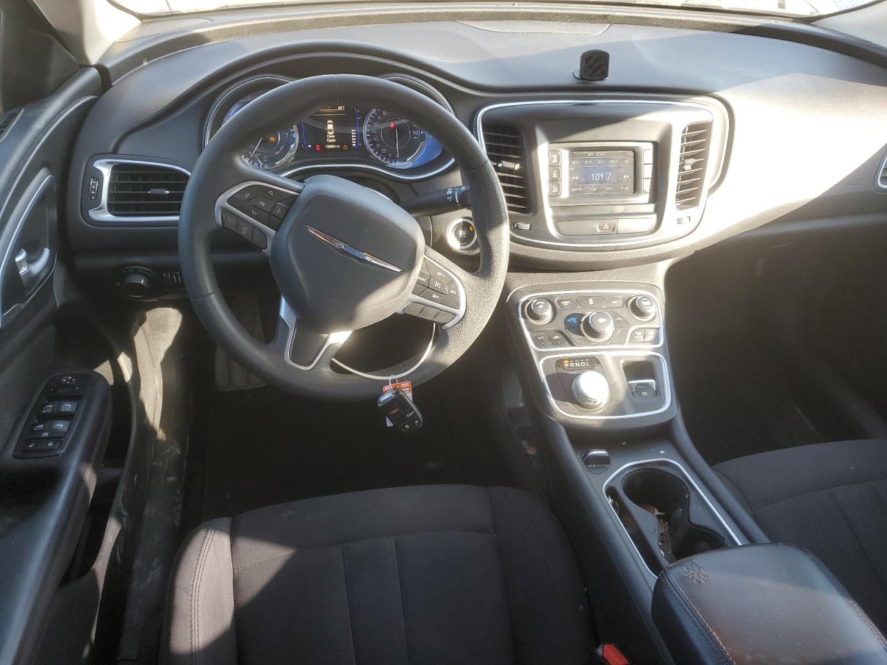 2016 Chrysler 200 Limited VIN: 1C3CCCABXGN130505 Lot: 92162695