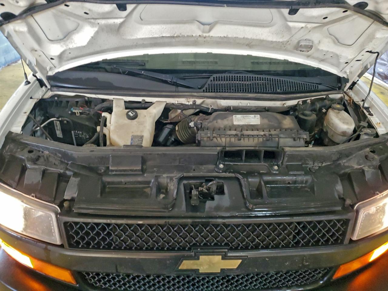 2021 Chevrolet Express Utility / Service Van VIN: 1GCWGAF77M1180688 Lot: 93418315