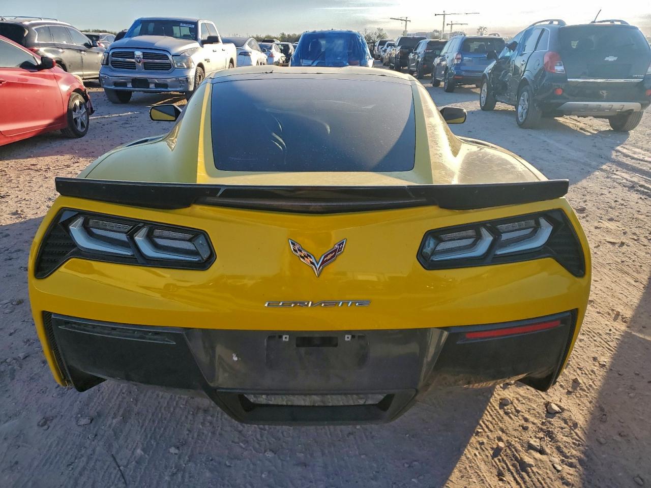 2015 Chevrolet Corvette Stingray Z51 1Lt VIN: 1G1YG2D70F5110066 Lot: 94090175