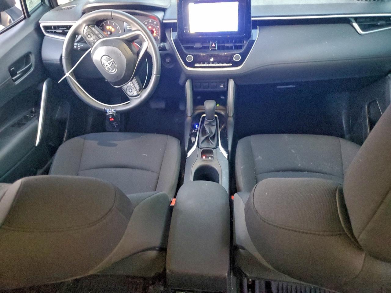 2024 Toyota Corolla Cross Le VIN: 7MUCAAAG0RV096966 Lot: 93598795