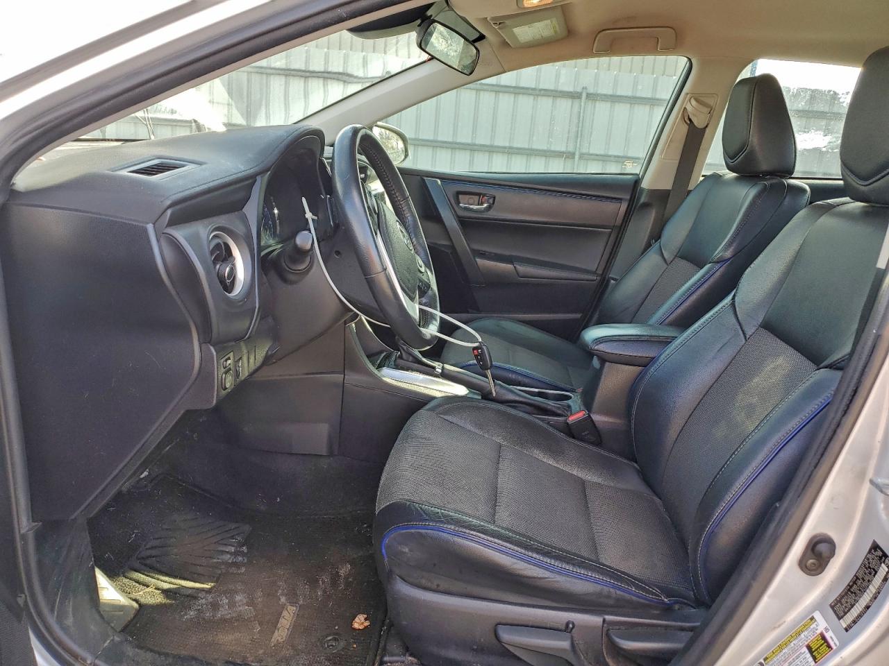 2017 Toyota Corolla L VIN: 2T1BURHE1HC758299 Lot: 94139625