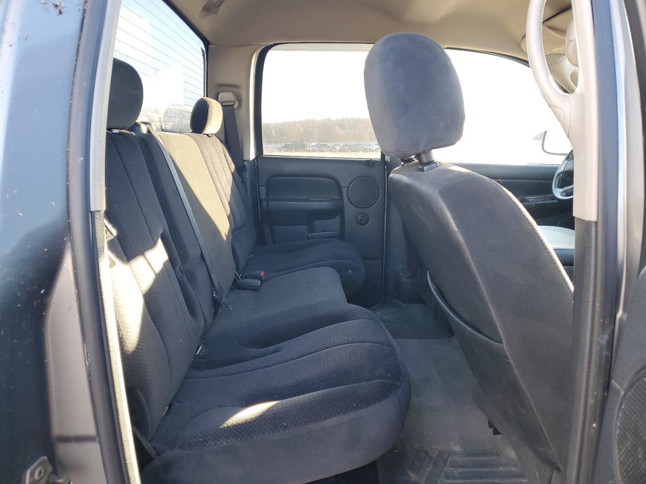 2005 Dodge Ram 1500 St VIN: 1D7HU18D85S113152 Lot: 93301255