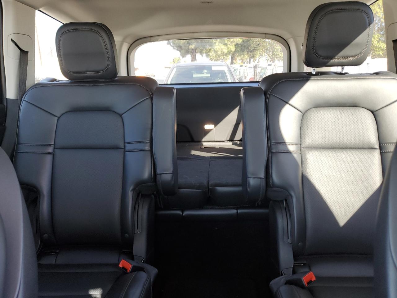 2025 Lincoln Aviator VIN: 5LM5J6WC5SGL16231 Lot: 92017055