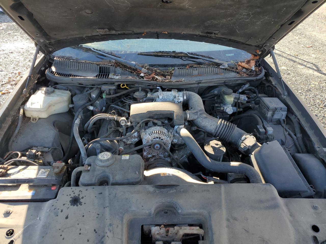 2000 Lincoln Town Car Signature VIN: 1LNHM82W02Y658490 Lot: 93503005