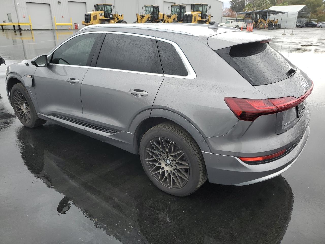 2019 Audi E-Tron Premium Plus VIN: WA1LAAGE4KB011280 Lot: 91477305