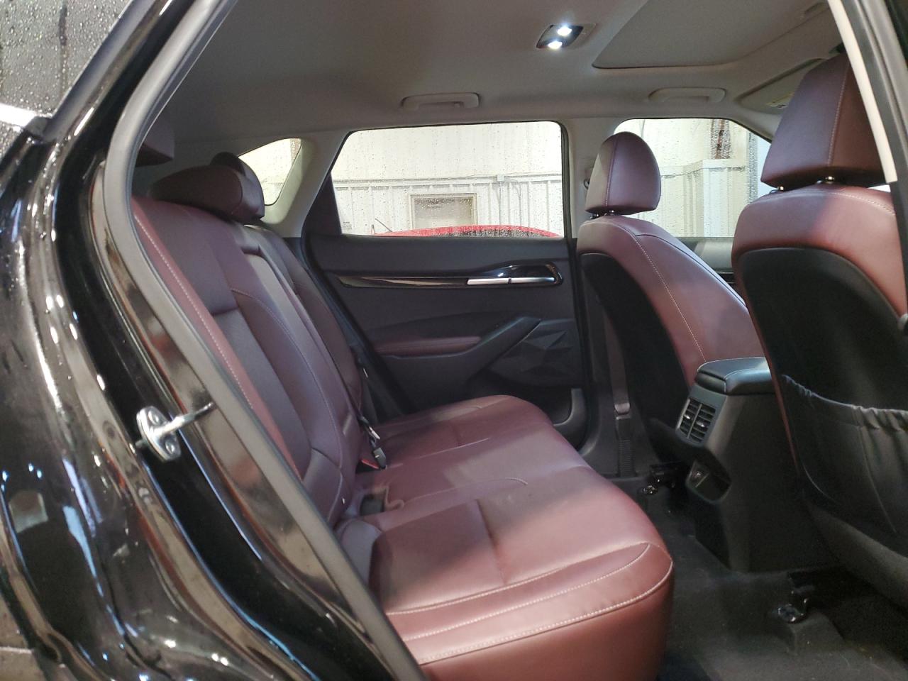 2023 Kia Seltos Sx VIN: KNDETCA24P7453540 Lot: 92979625