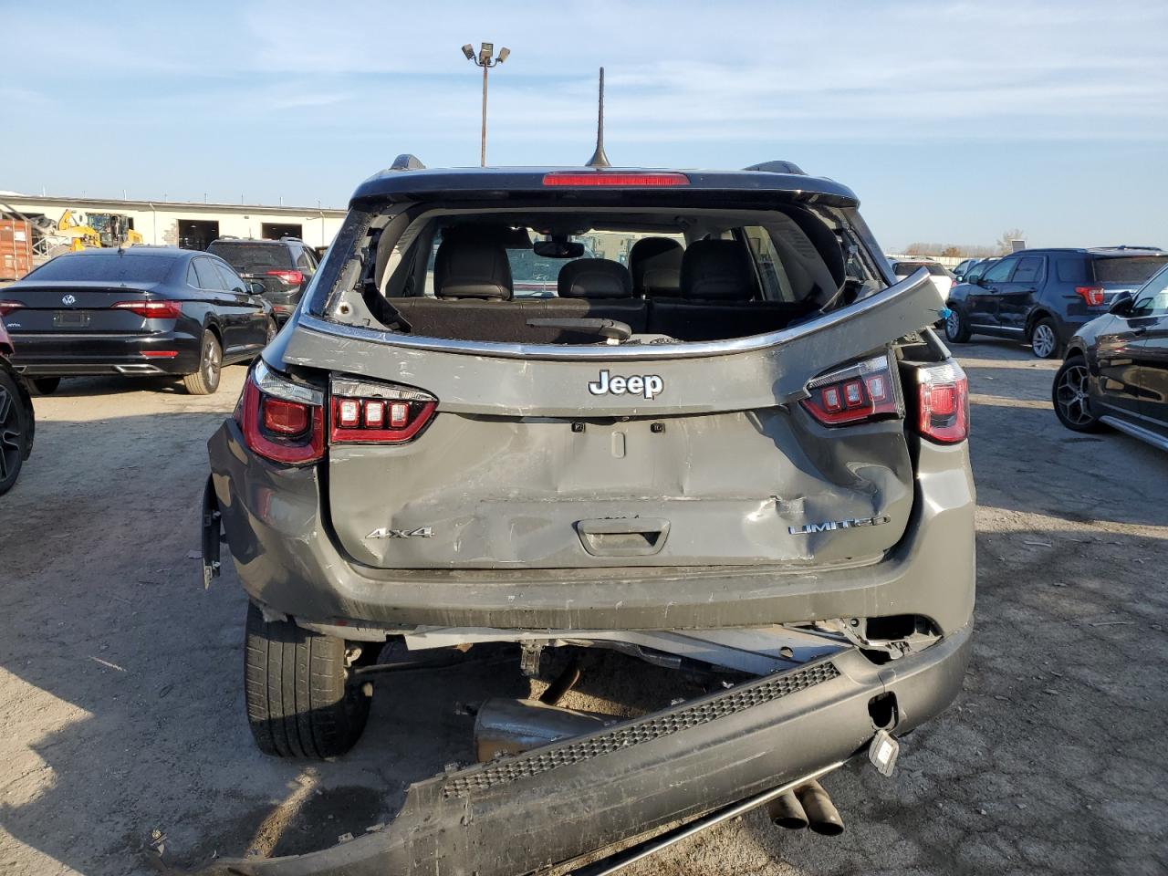 2019 Jeep Compass Limited VIN: 3C4NJDCB0KT672542 Lot: 92082005