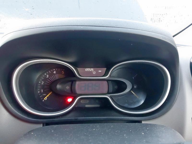 2015 RENAULT TRAFIC SL27DCI 115 SPORT VAN