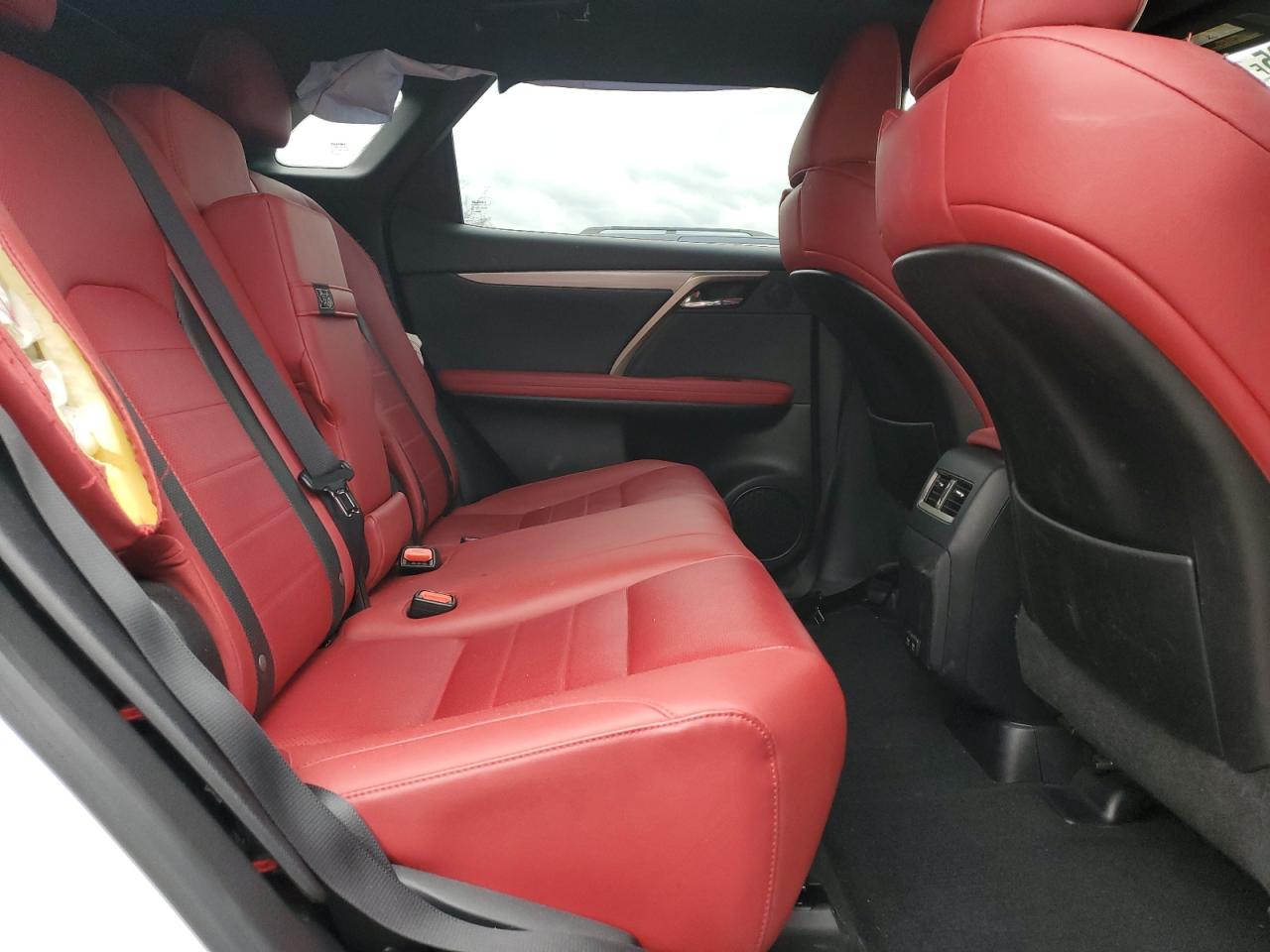 2022 Lexus Rx 350 F Sport VIN: 2T2SZMDA8NC335346 Lot: 92041235