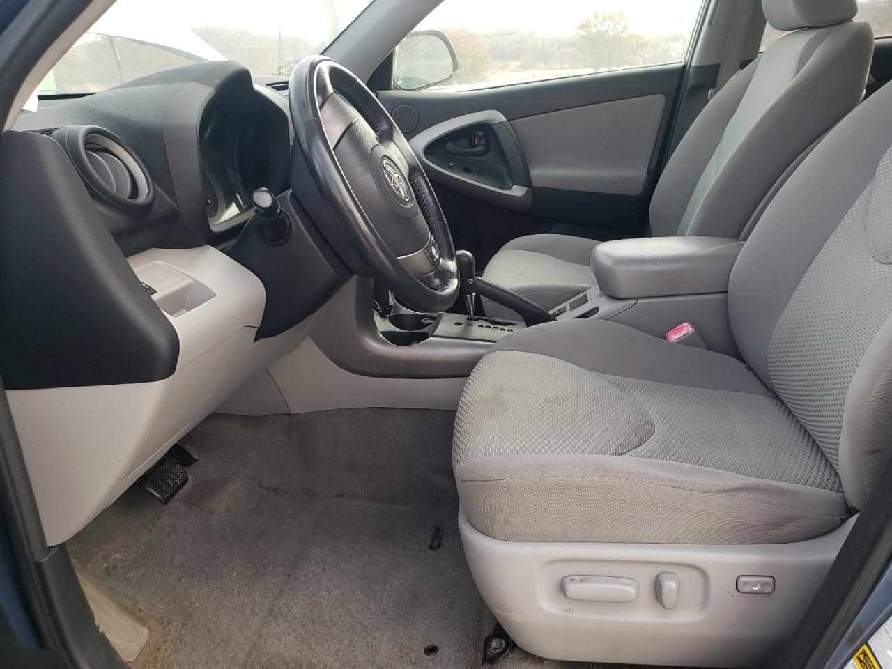 2007 Toyota Rav4 Limited VIN: JTMBD31V675078935 Lot: 92951525