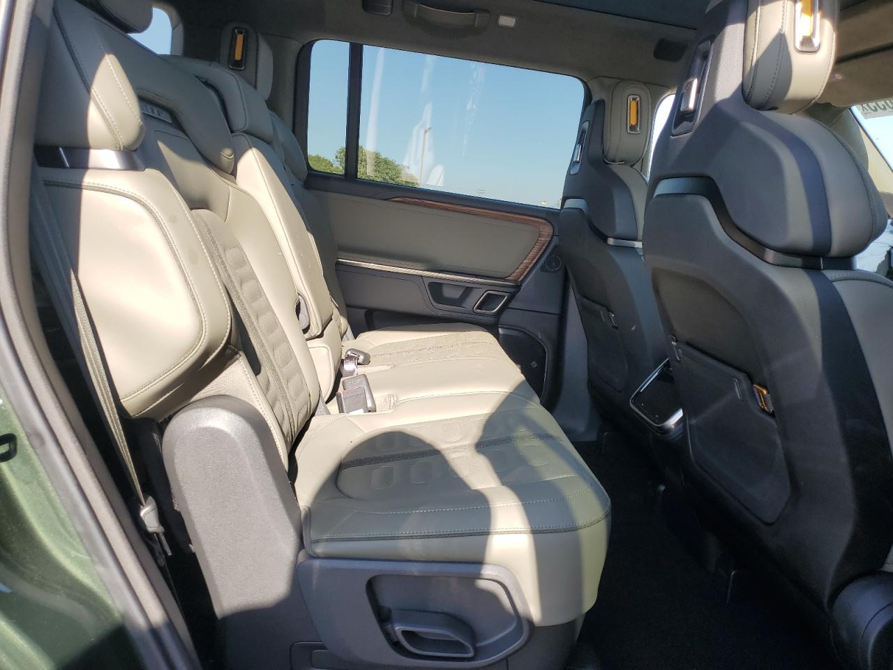 2024 Rivian R1S Adventure VIN: 7PDSGBBA8RN039353 Lot: 86405655