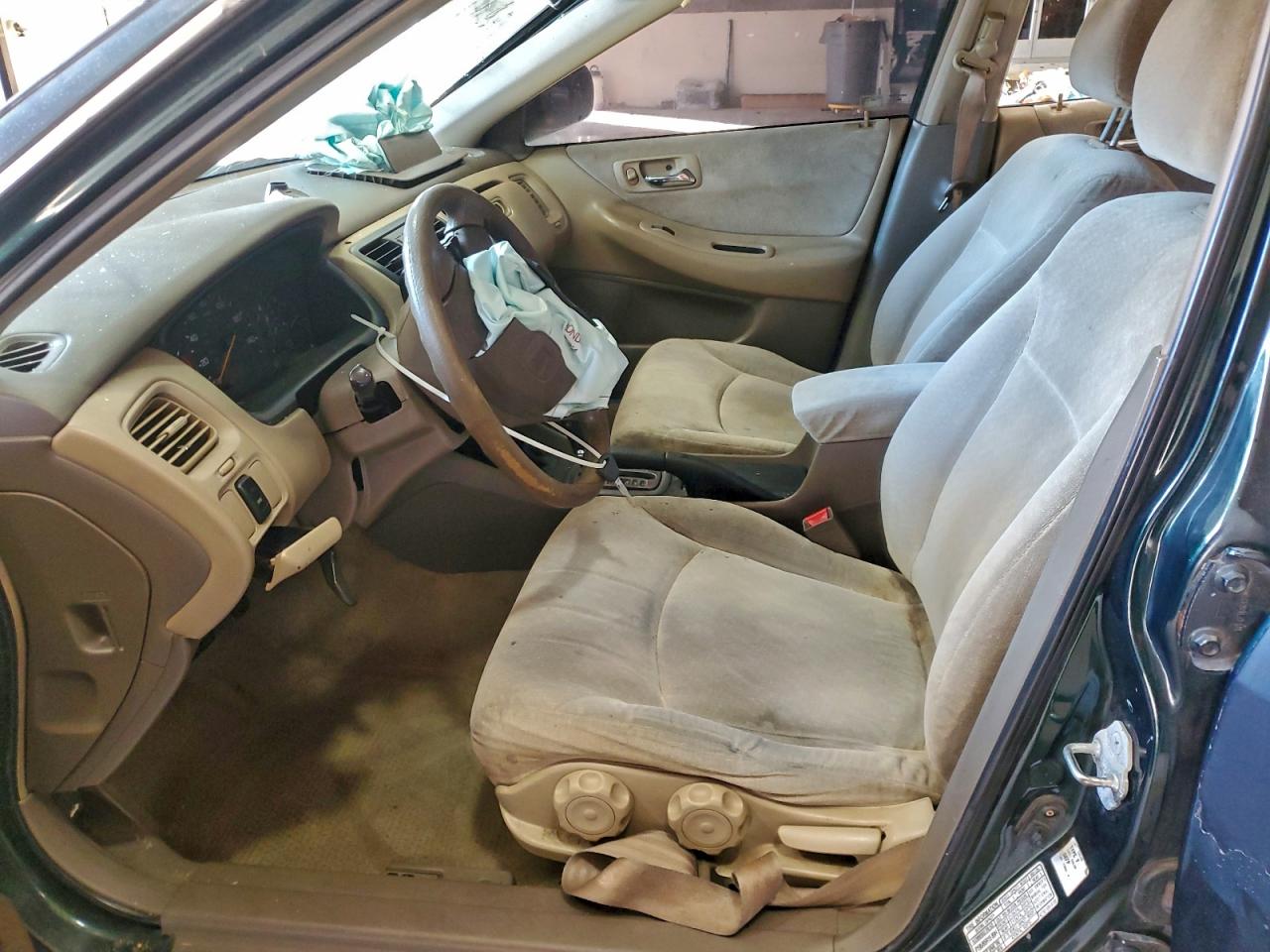 2001 Honda Accord Lx VIN: 1HGCG56451A110118 Lot: 94001595