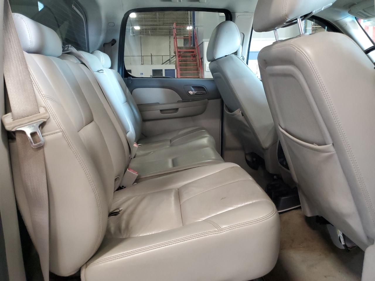 2010 Chevrolet Avalanche Lt VIN: 3GNVKFE05AG142585 Lot: 93311035