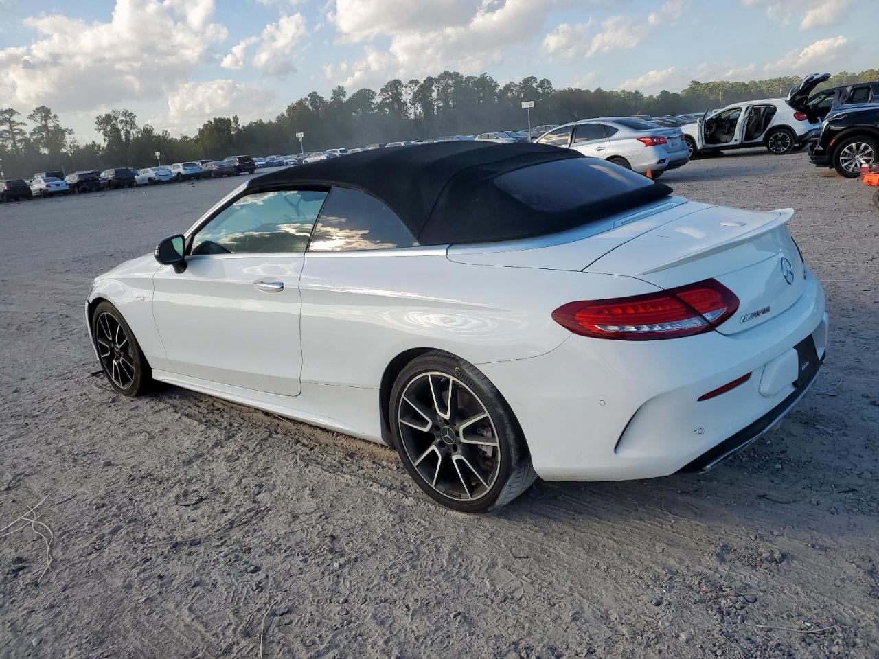 Фото: WDDWK6EB3HF508110