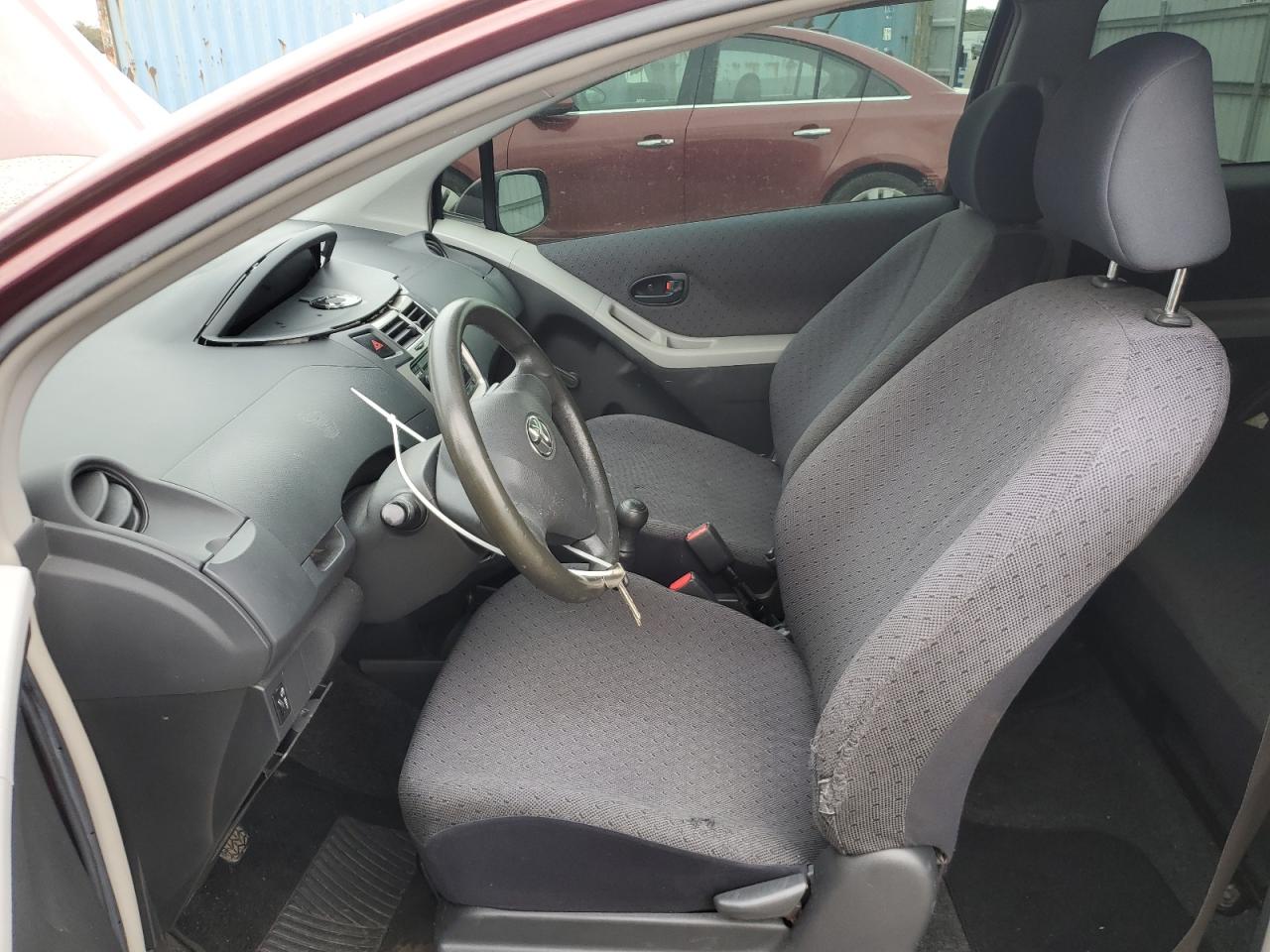 2009 Toyota Yaris VIN: JTDJT903695229289 Lot: 91908595