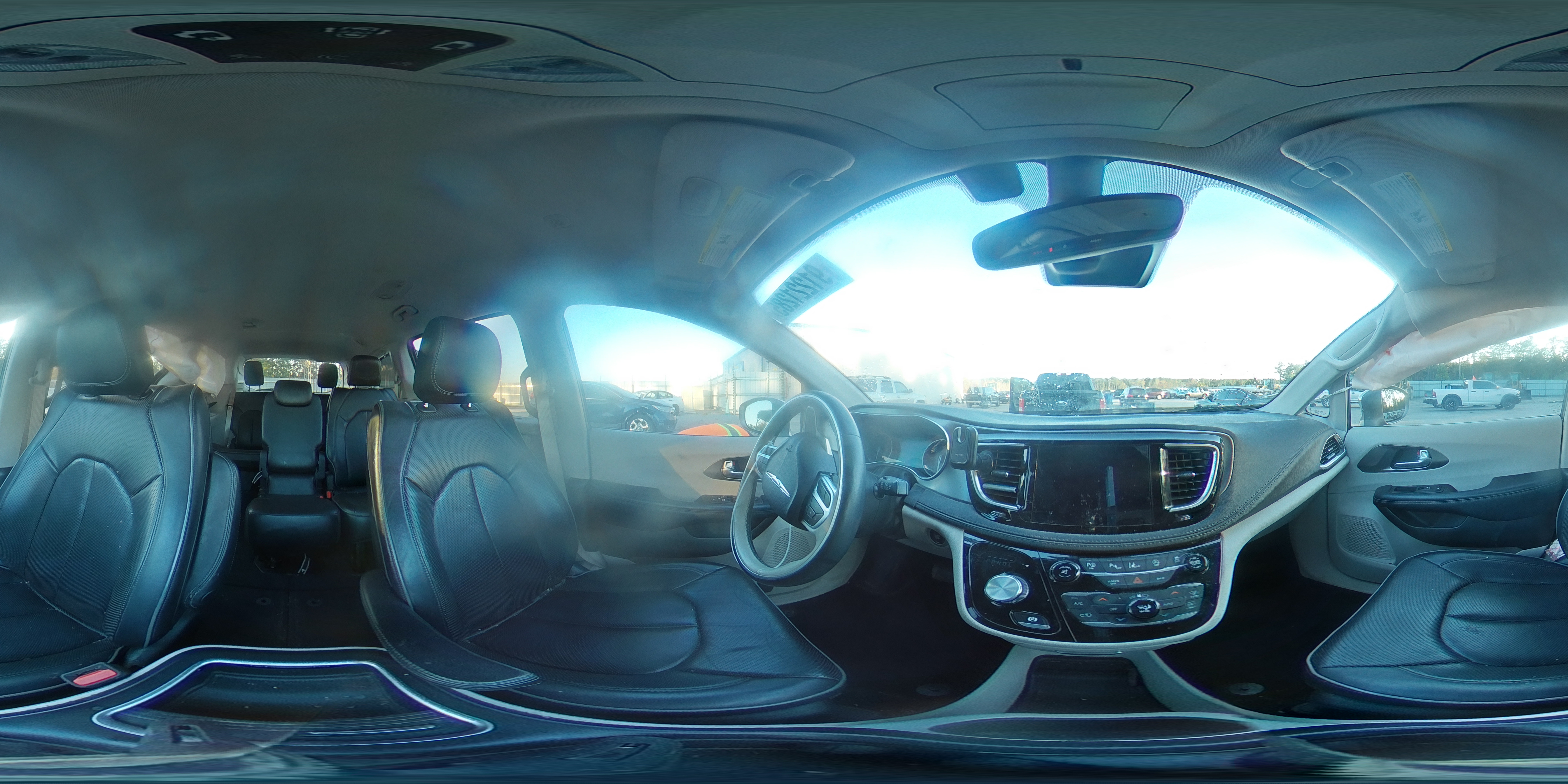 2017 Chrysler Pacifica Limited VIN: 2C4RC1GG2HR854657 Lot: 91221285