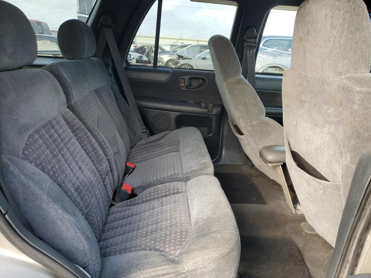 1999 Chevrolet Blazer VIN: 1GNDT13WXXK235221 Lot: 92367885