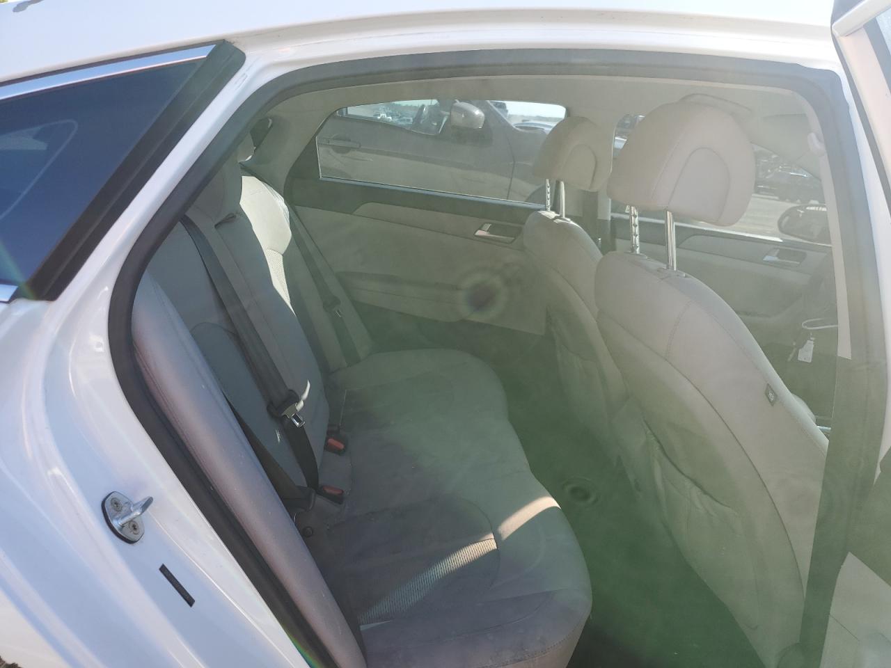 2015 Hyundai Sonata Se VIN: 5NPE24AF6FH110444 Lot: 87217455