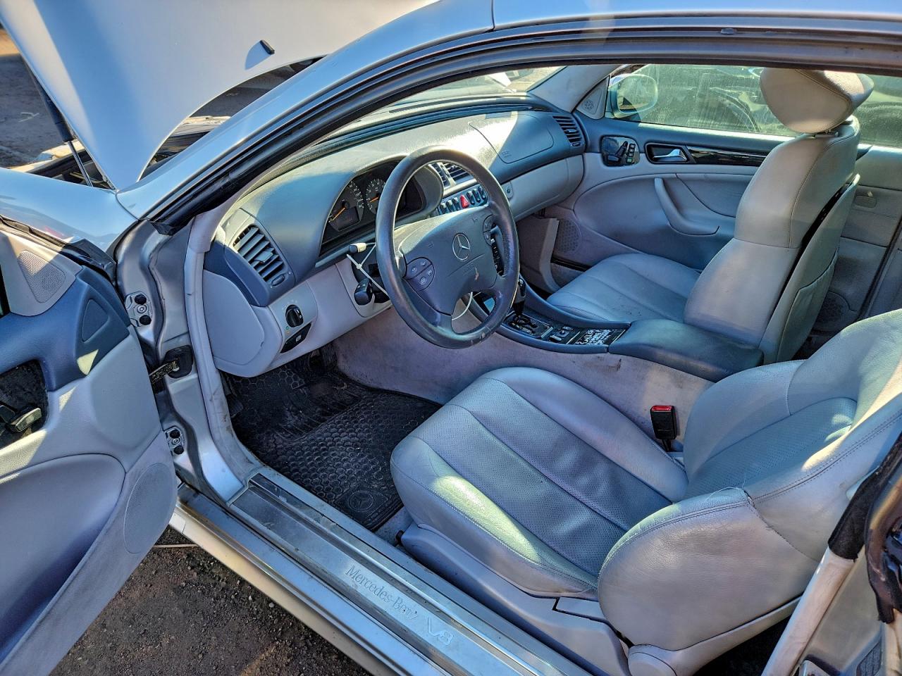 2002 Mercedes-Benz Clk 430 VIN: WDBLJ70G22T099002 Lot: 93419065