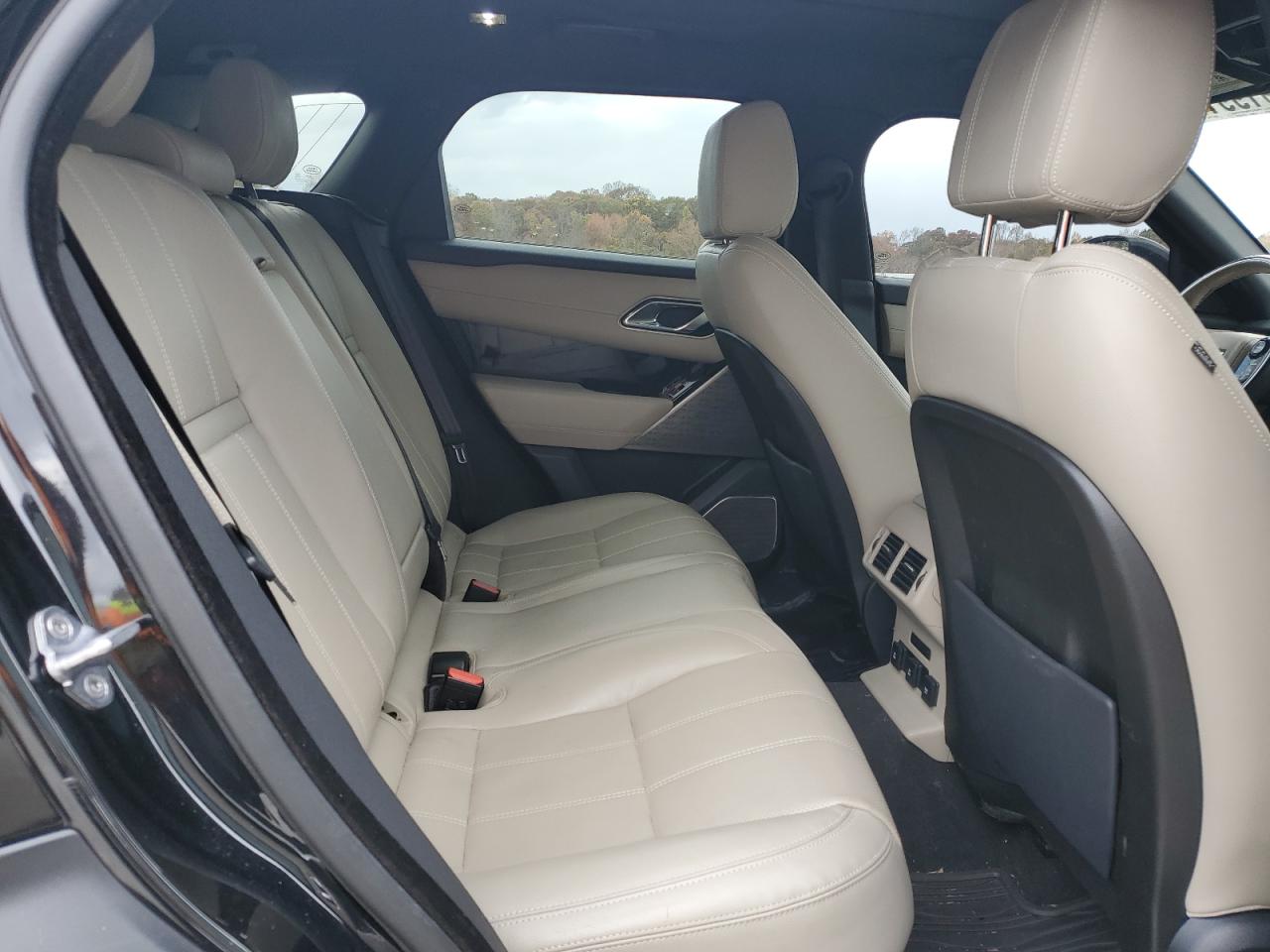 2018 Land Rover Range Rover Velar R-Dynamic Se VIN: SALYL2RV7JA748950 Lot: 91991005