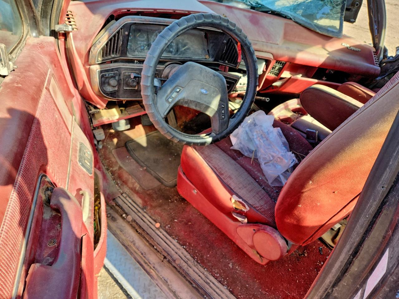 1990 Ford F350 VIN: 1FTJX35M1LKB57185 Lot: 94432835