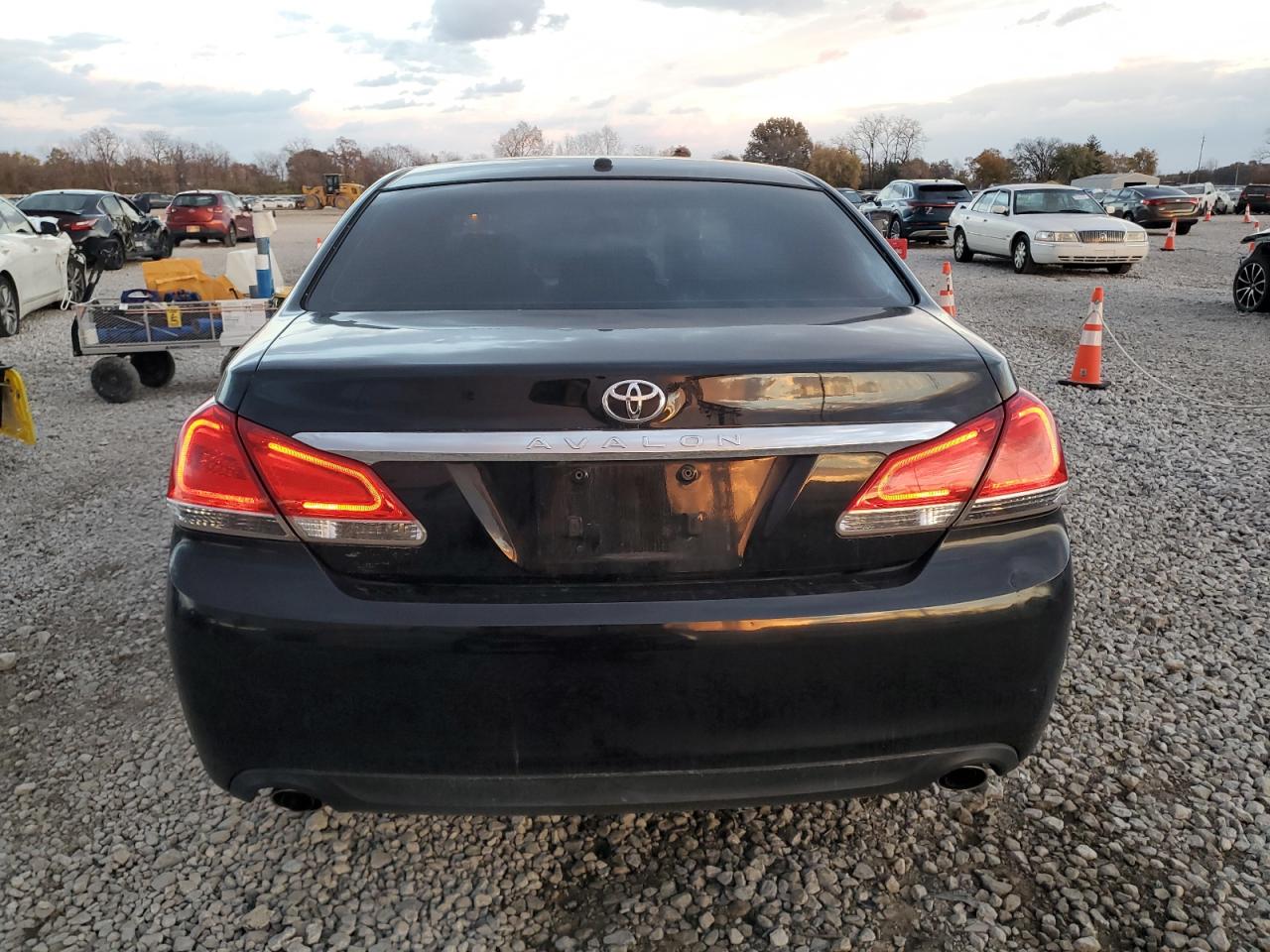 2011 Toyota Avalon Base VIN: 4T1BK3DB7BU373253 Lot: 91228825