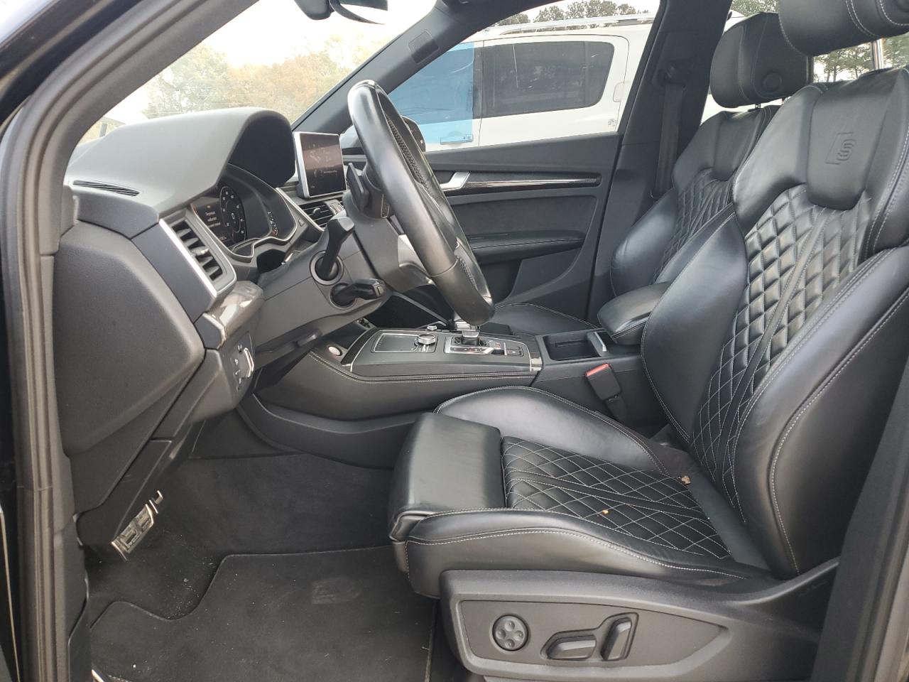 2018 Audi Sq5 Premium Plus VIN: WA1A4AFY8J2025546 Lot: 92794365