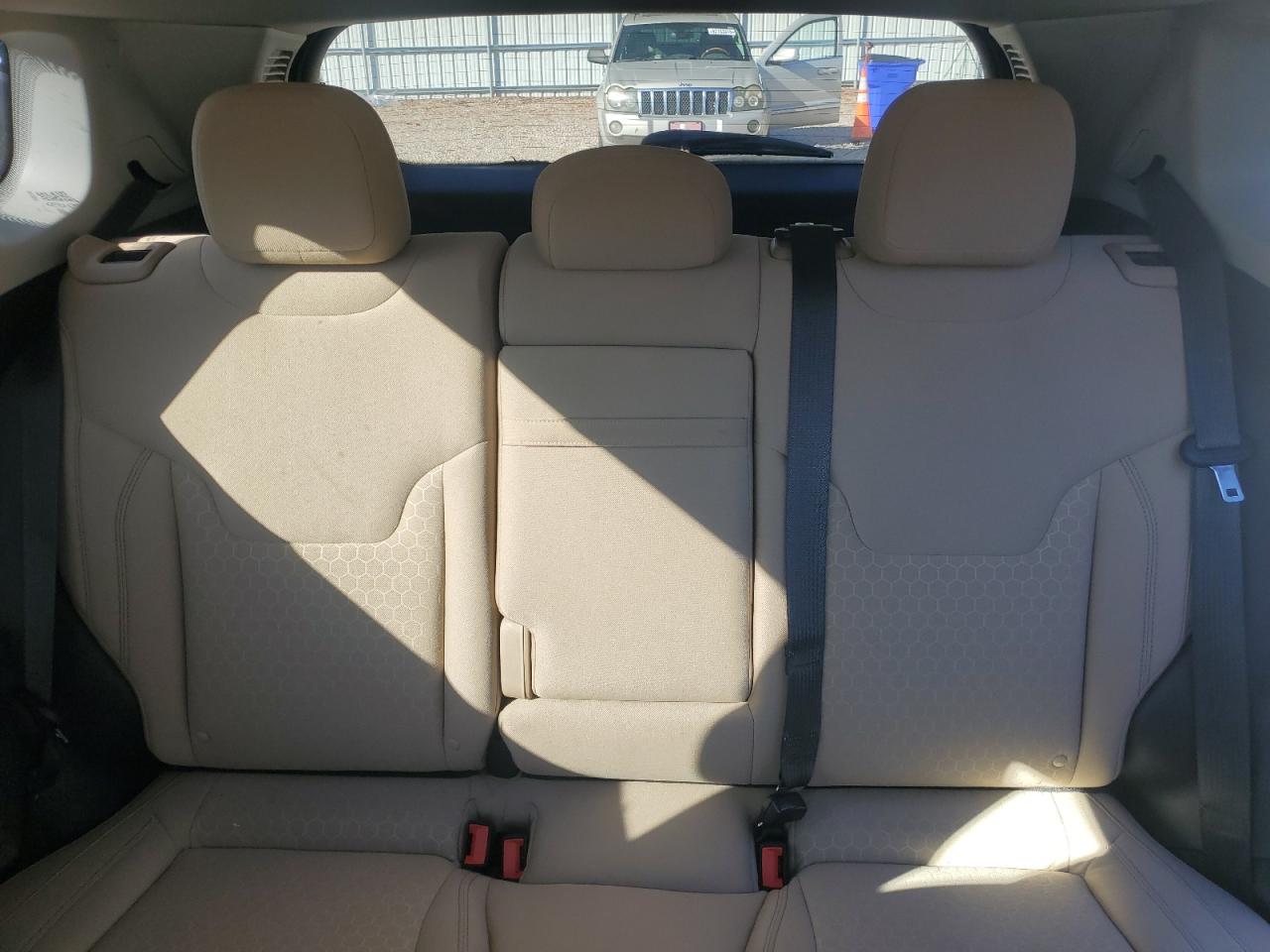 2017 Jeep Compass Sport VIN: 3C4NJCAB9HT668298 Lot: 93189385