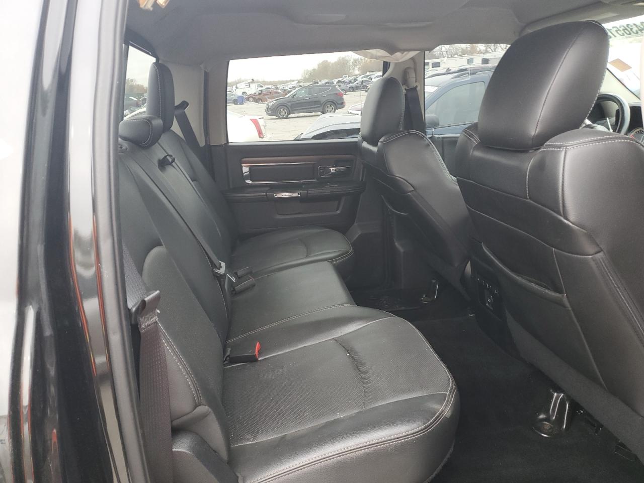 2015 Ram 1500 Laramie VIN: 1C6RR7NT3FS672860 Lot: 90436515