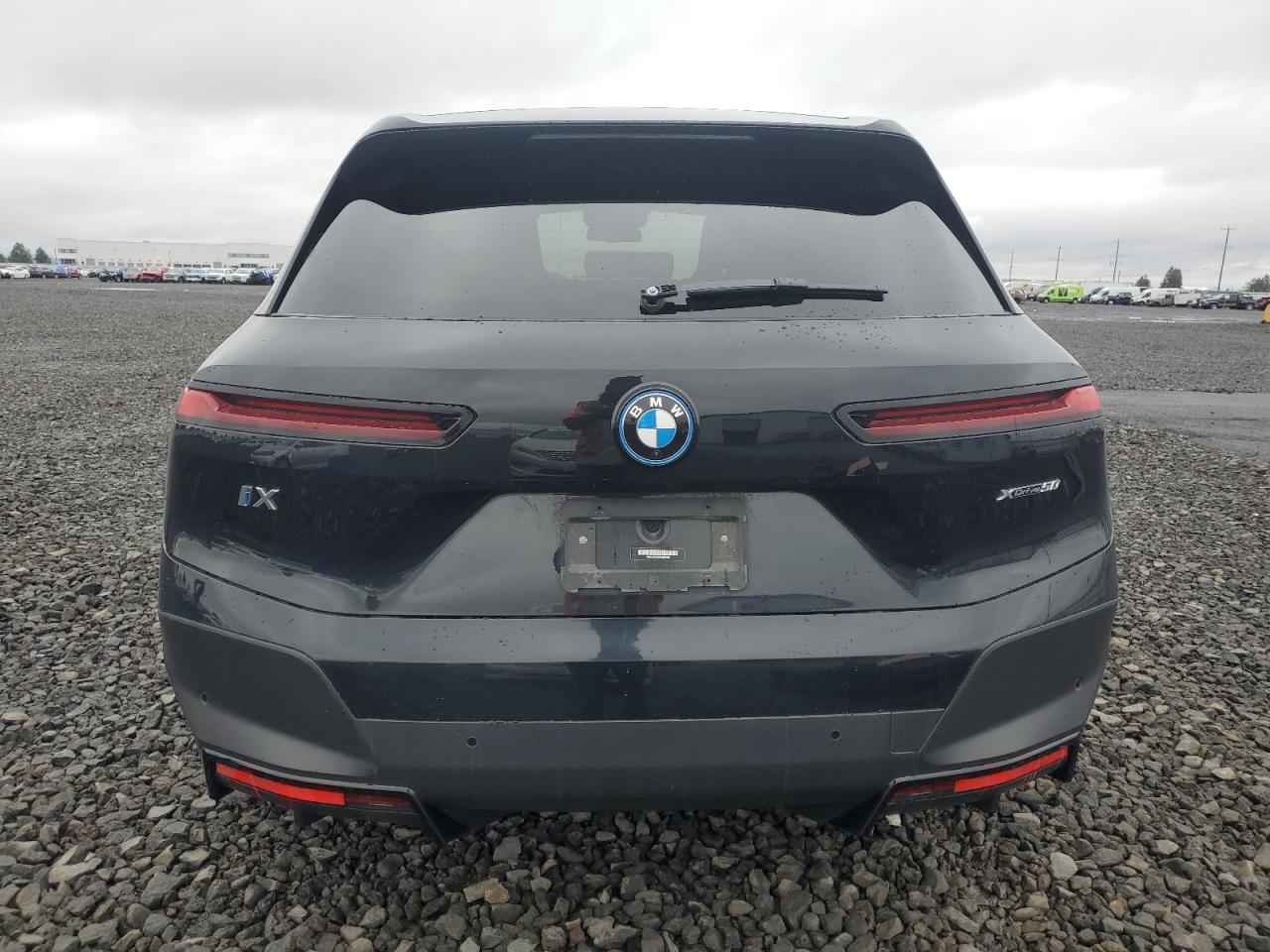 2023 BMW Ix xDrive50 VIN: WB523CF02PCM07590 Lot: 92500425