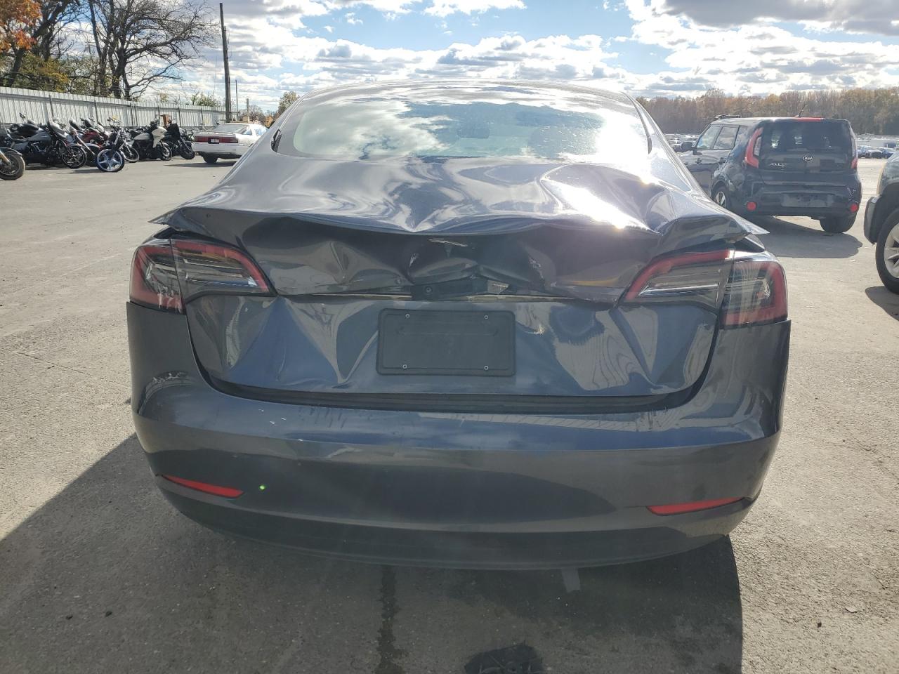 2023 Tesla Model 3 VIN: 5YJ3E1EAXPF681690 Lot: 90260515
