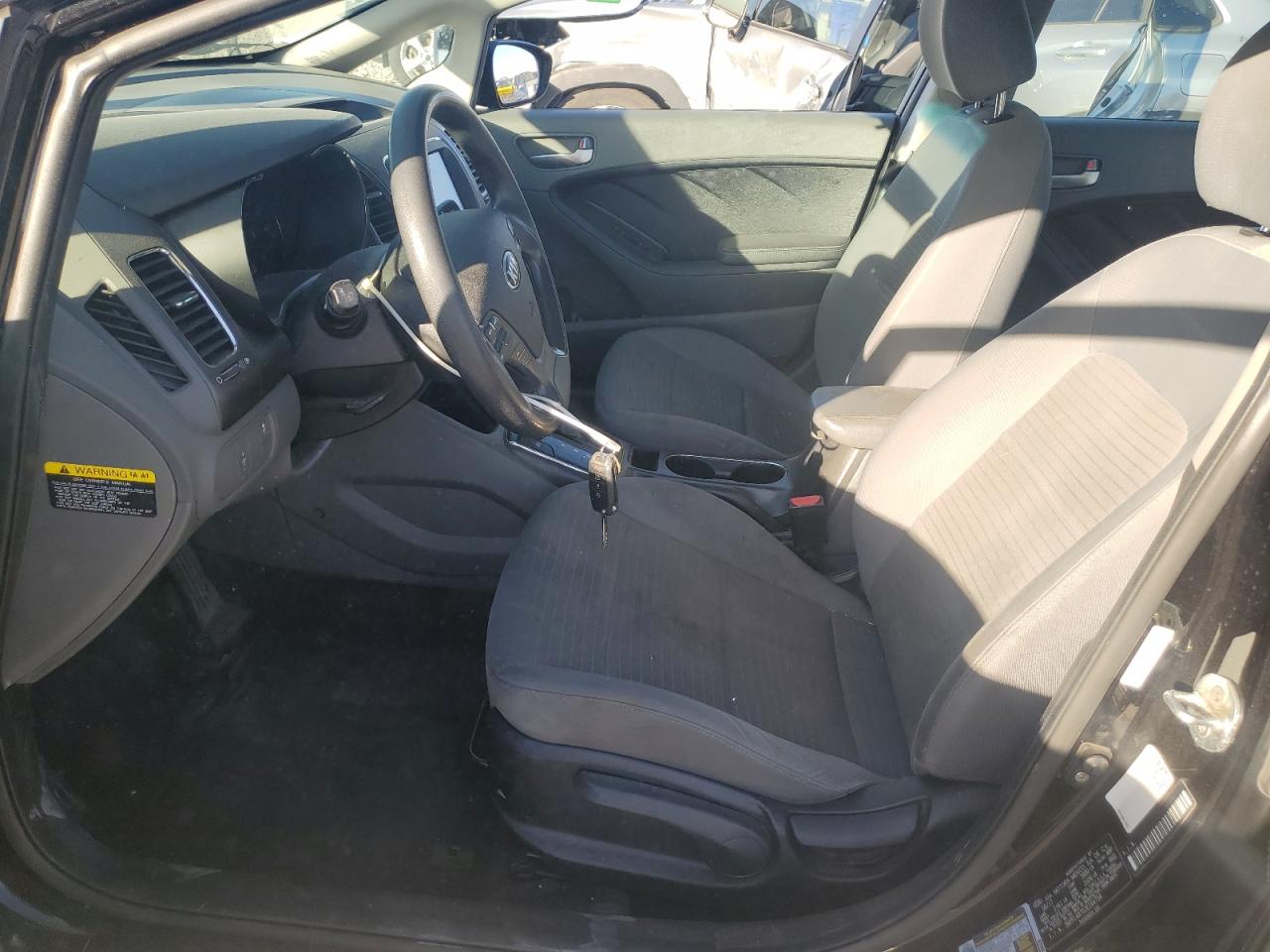 2018 Kia Forte Lx VIN: 3KPFL4A70JE164734 Lot: 93656215