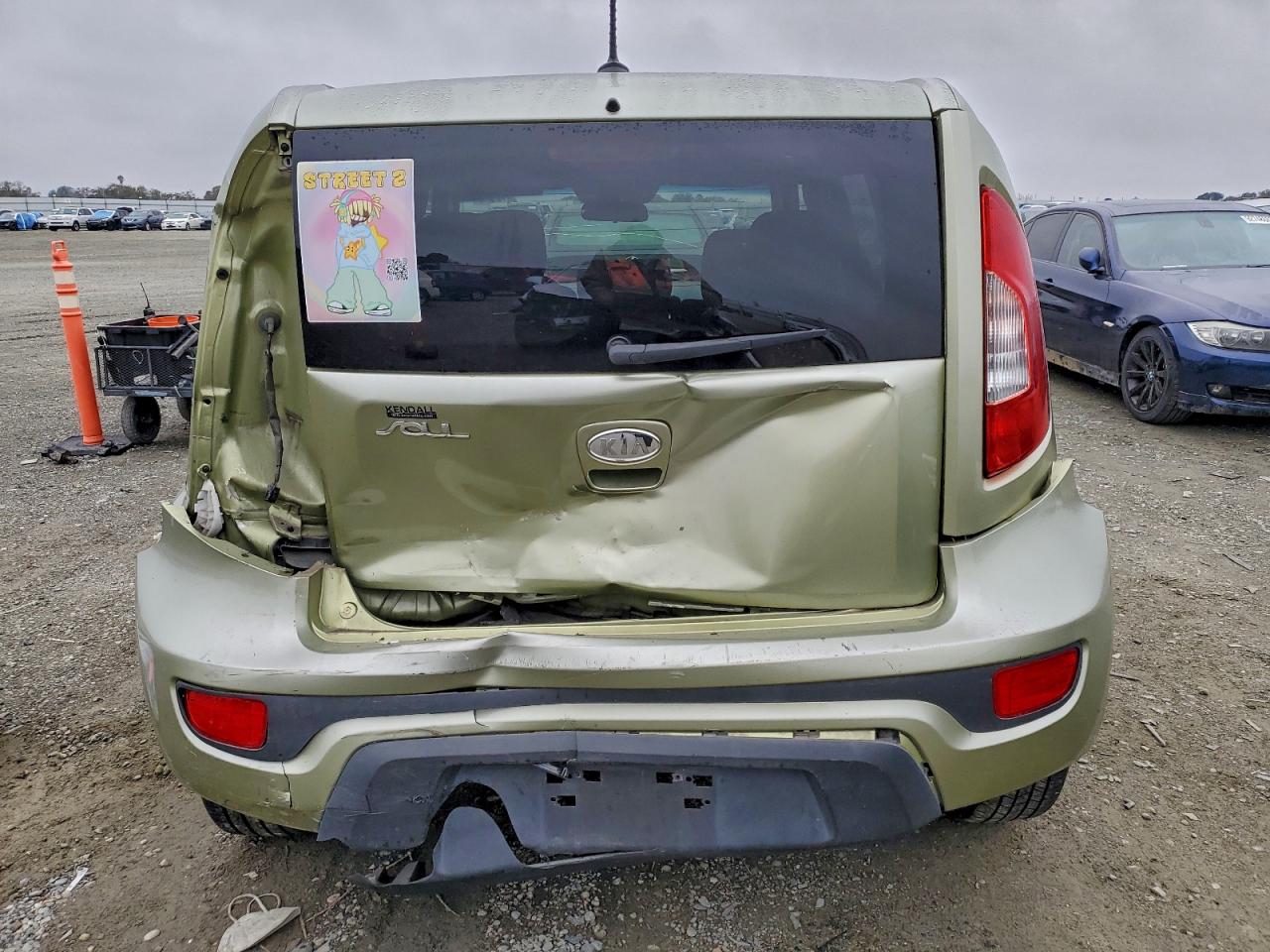 2012 Kia Soul + VIN: KNDJT2A66C7379849 Lot: 94384625