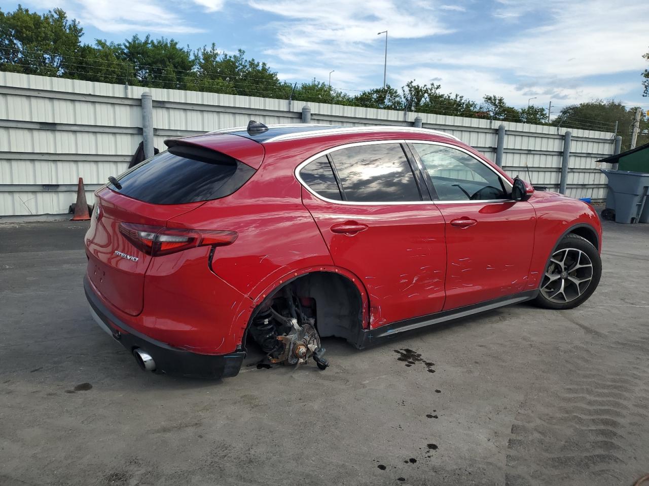 2018 Alfa Romeo Stelvio Ti red null gas ZASFAKBN8J7C17145 photo #4