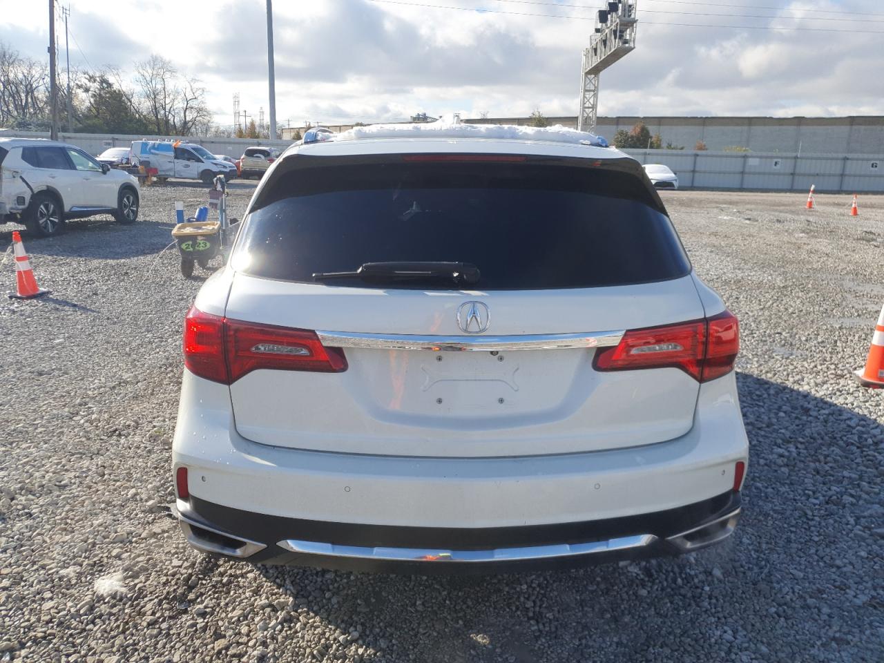 2017 Acura Mdx Advance VIN: 5FRYD3H80HB004533 Lot: 92054375