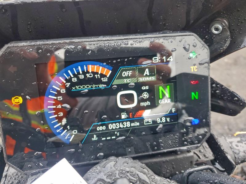 2024 SUZUKI GSX800 R  