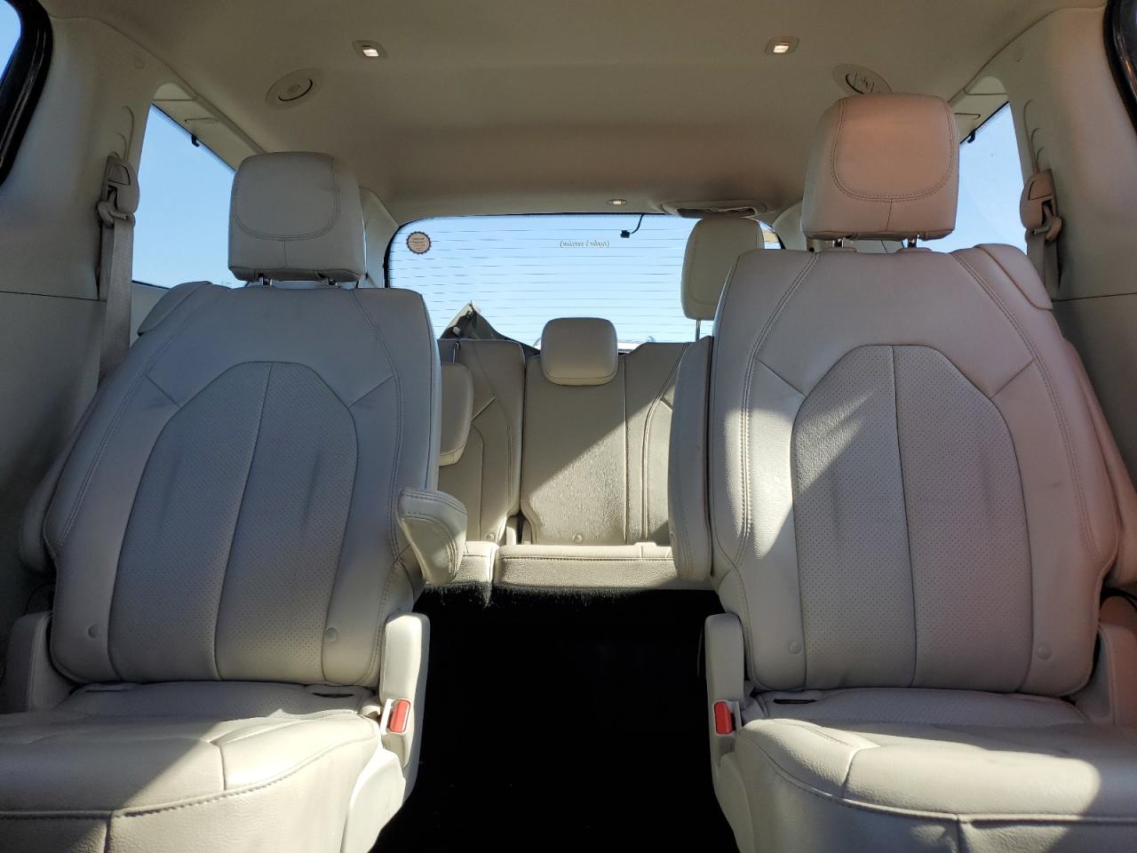 2018 Chrysler Pacifica Touring L VIN: 2C4RC1BG6JR127194 Lot: 90801475