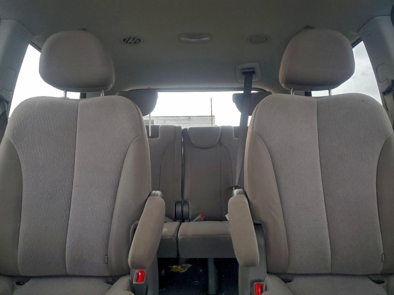 2012 Kia Sedona Lx VIN: KNDMG4C7XC6422808 Lot: 94077355