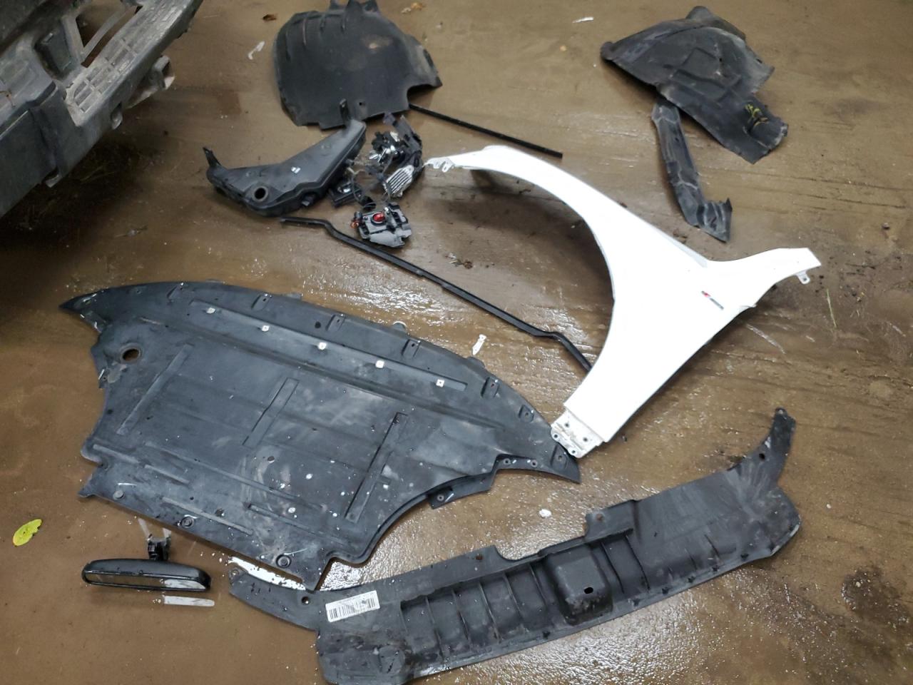 2015 Audi Q5 Premium Plus VIN: WA1DGAFP3FA116524 Lot: 92847625