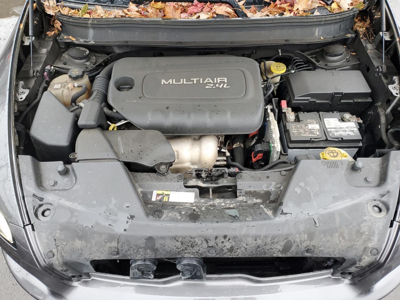 2015 Jeep Cherokee Latitude VIN: 1C4PJLCB6FW781901 Lot: 91785825