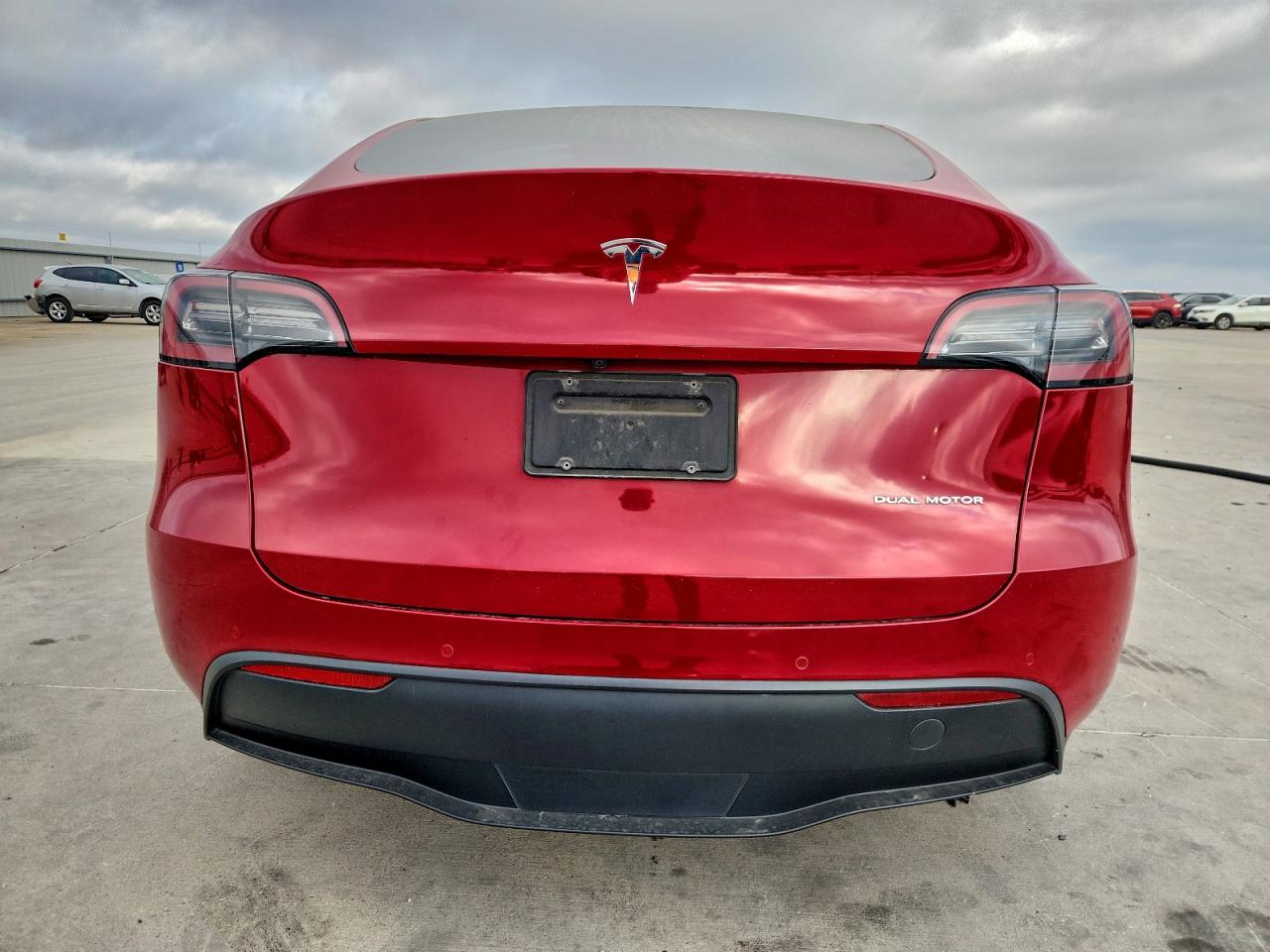 2022 Tesla Model Y VIN: 7SAYGDEE3NF320564 Lot: 92494985