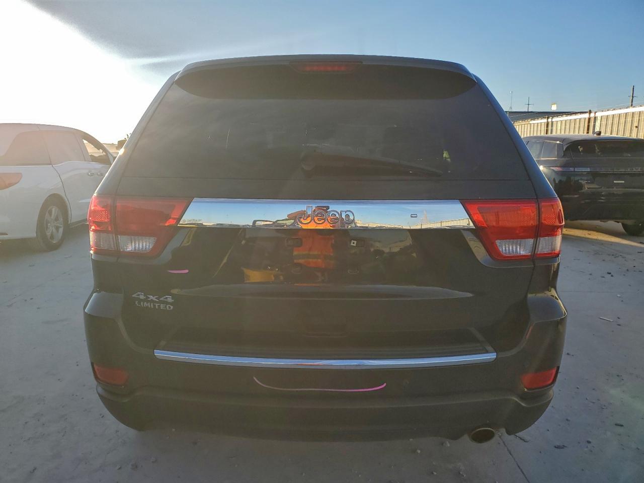 2013 Jeep Grand Cherokee Limited VIN: 1C4RJFBG8DC640656 Lot: 93960895