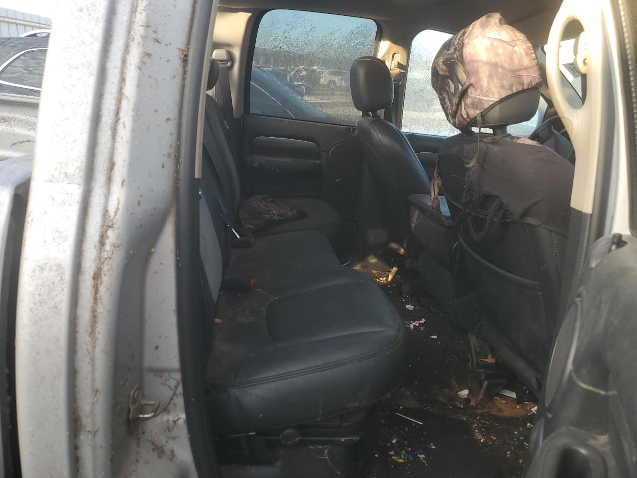 2004 Dodge Ram 1500 St VIN: 1D7HA18D54S571951 Lot: 92355435