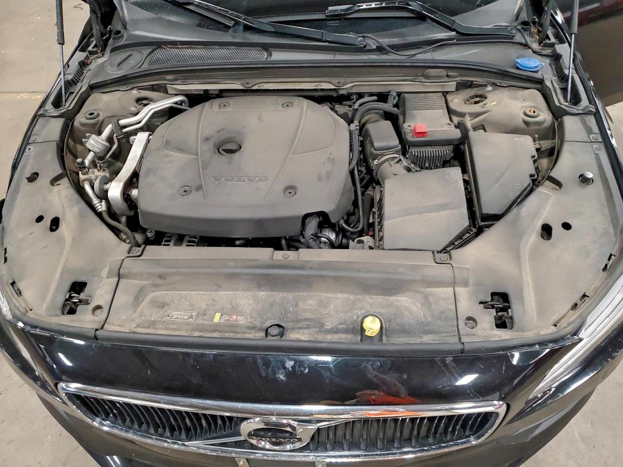 2017 Volvo S90 T6 Momentum VIN: YV1A22MK6H1005032 Lot: 93603335