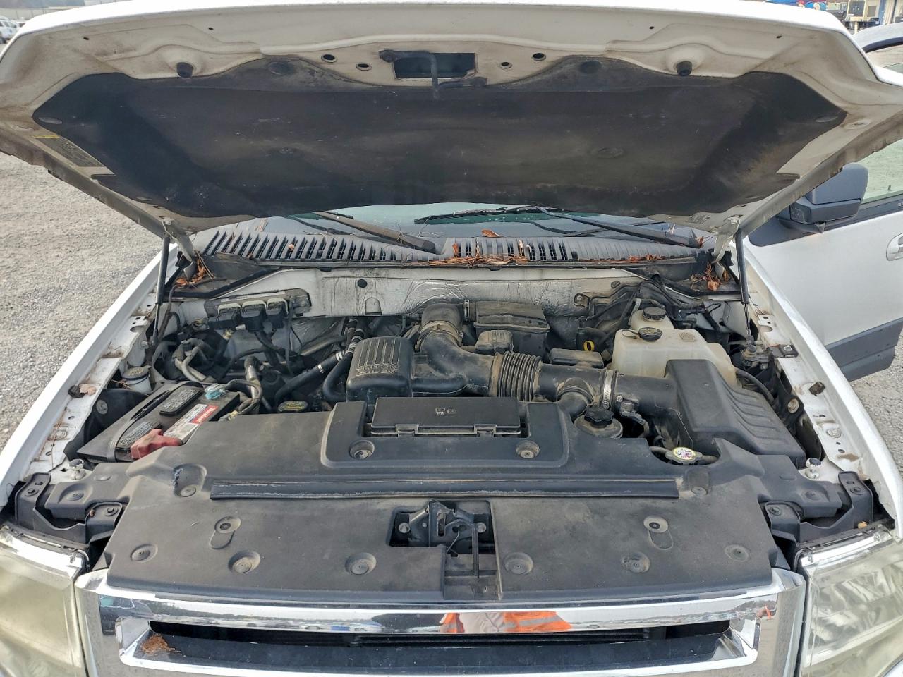 2011 Ford Expedition Xl VIN: 1FMJU1G5XBEF00118 Lot: 93971565