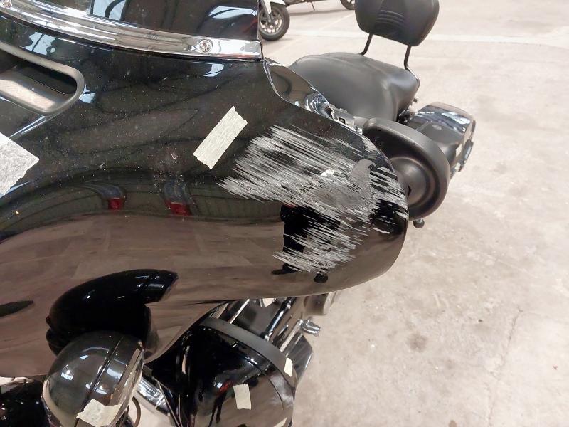 2015 HARLEY-DAVIDSON FLHXSE CVO STREET GLIDE 1 